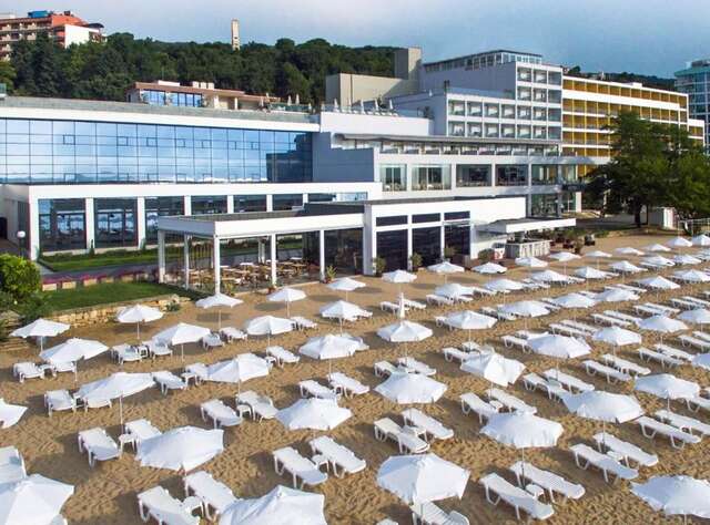 Отель Grifid Encanto Beach Hotel - Wellness & Spa Золотые Пески-49